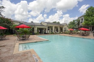 Three Bedroom Apartments for rent in San Antonio, TX - Pool with Umbrella Tables